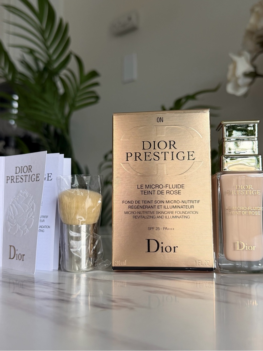 Dior Prestige Le Micro-Fluide Teint de Rose 0N SPF25 30ml + Brush New